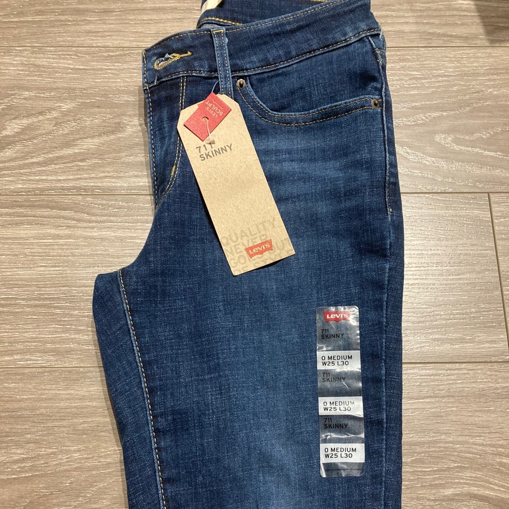 NWT Levi’s skinny jeans
